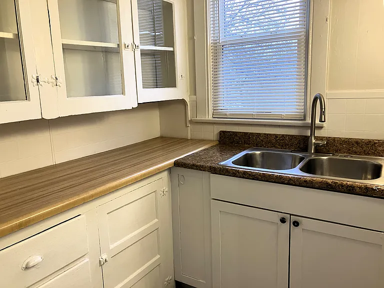 58 Como Ave #2 — Photo 3