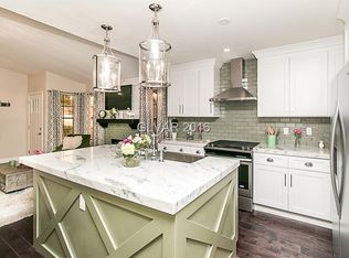 8632 Manalang Rd, Las Vegas, NV 89123