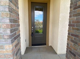 1748 E Holguin St, Lancaster, CA 93534