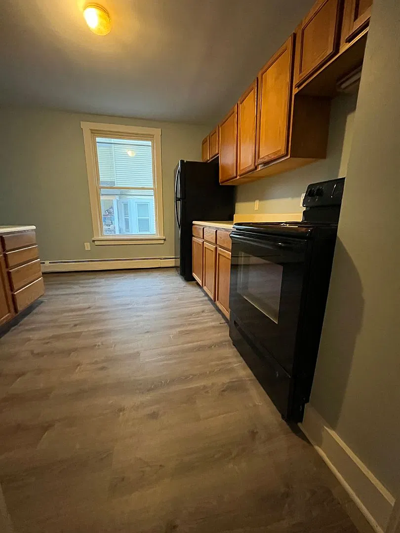 149-151 Francis Avenue Pittsfield, MA 01201 — Photo 4