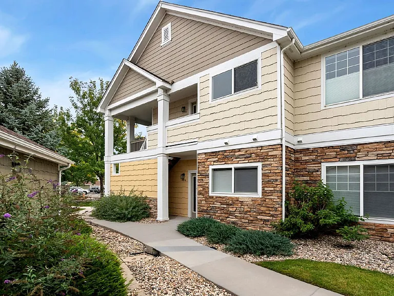 4635 Hahns Peak Dr #204 — Photo 22