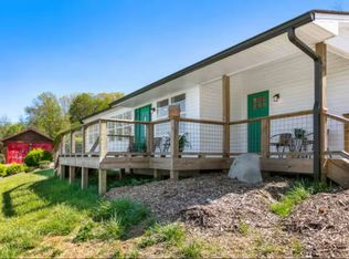 805 Case Cove Rd, Candler, NC 28715