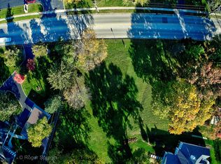 1736 Kaneville Rd, Geneva, IL 60134