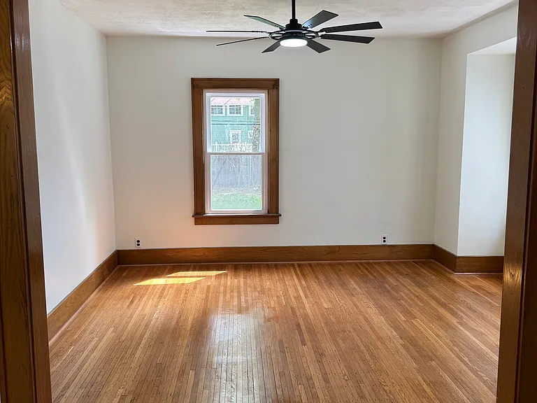 83 Navarre Rd — Photo 13