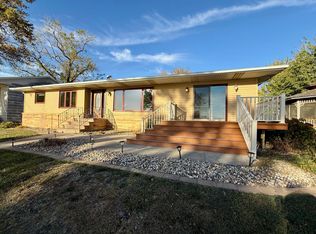 146 Washington Ave, Alden, MN 56009