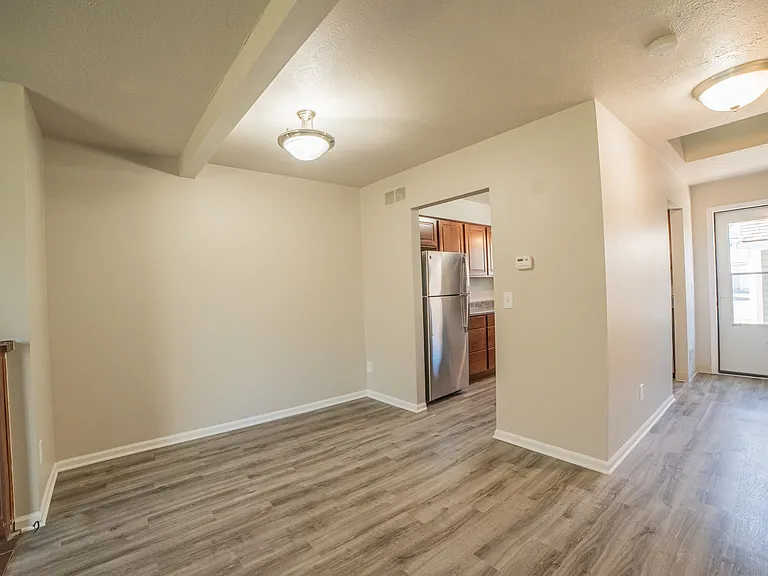 Westwind Townhomes — Photo 13