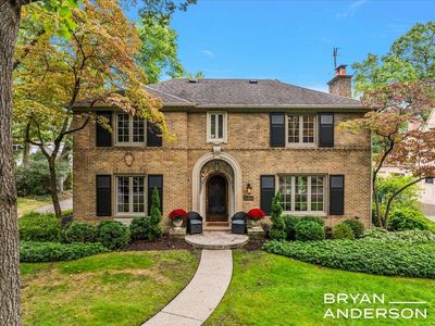 926 Cambridge Dr SE, East Grand Rapids, MI, 49506