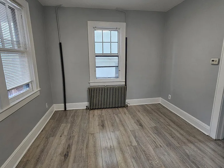 13-19 Warren St #19B1 — Photo 4