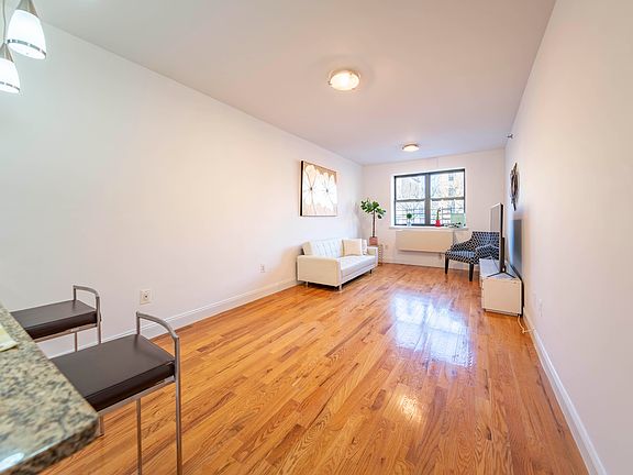 3rd image of 2373-C Adam C Powell Blvd Unit 2B