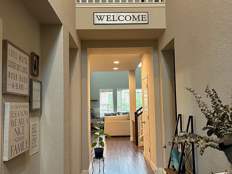 13312 Romulus Way — Photo 2