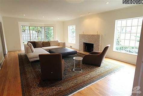 5th image of 300 Northcliff Dr