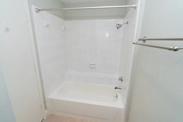 106 Mapleleaf Ln — Photo 13