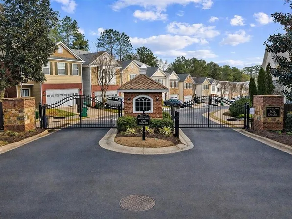 546 Woodland Park Ter, Lawrenceville, GA 30043