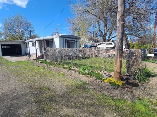 2710 N Cherry St, La Grande, OR 97850