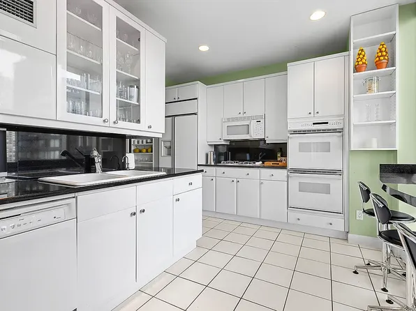 1 Central Park West image 5 of 11