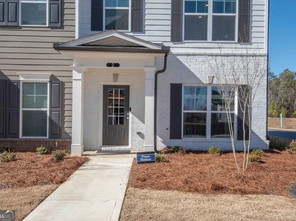 2 Iron Dr, Newnan, GA 30265
