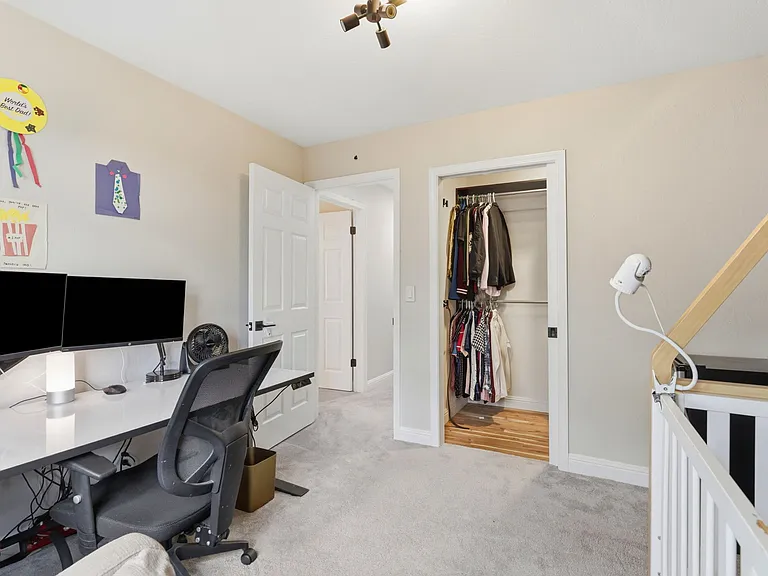 9425 Alcosta Blvd — Photo 18