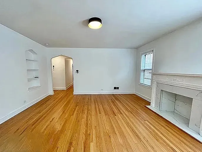 5801 N Richmond St #1 — Photo 7
