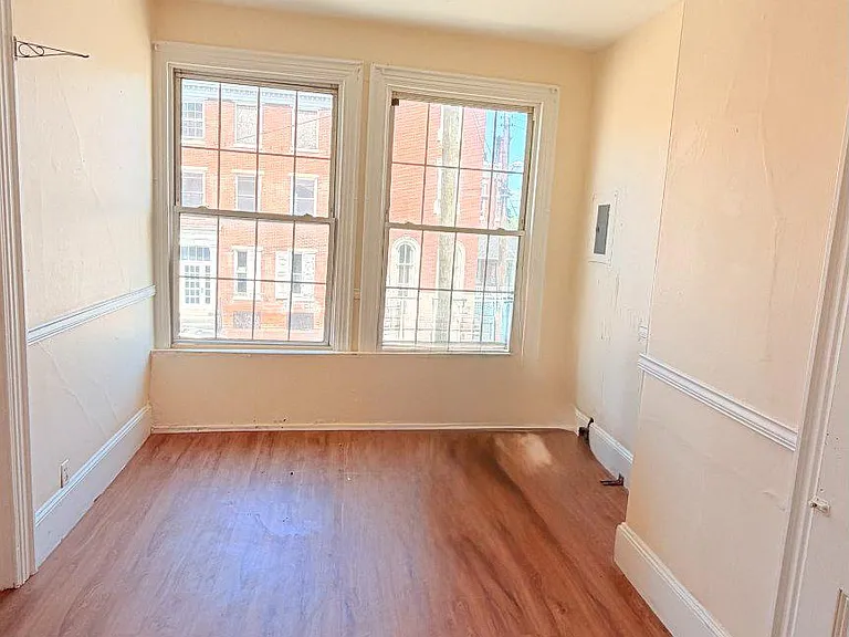 84 Market St — Photo 6