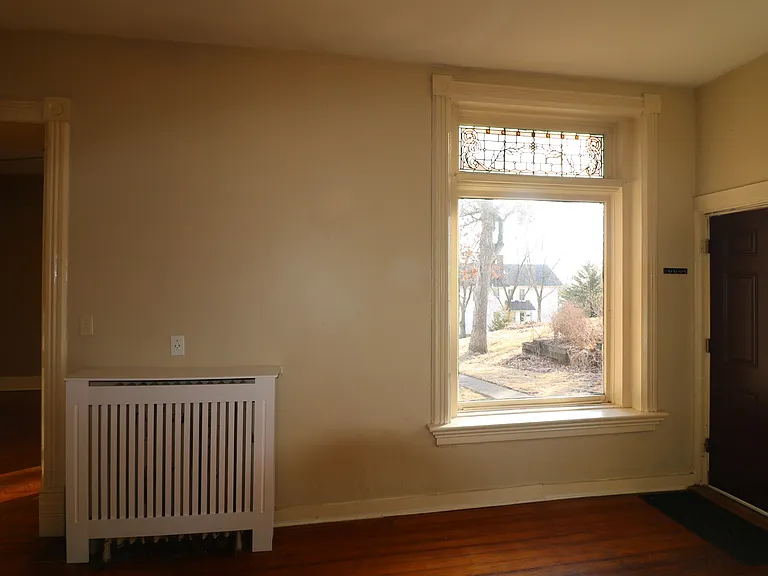 1316 E 10th St #1 — Photo 21
