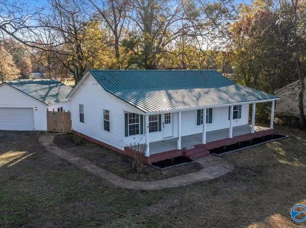 233 Piney Grove St, Falkville, AL 35622