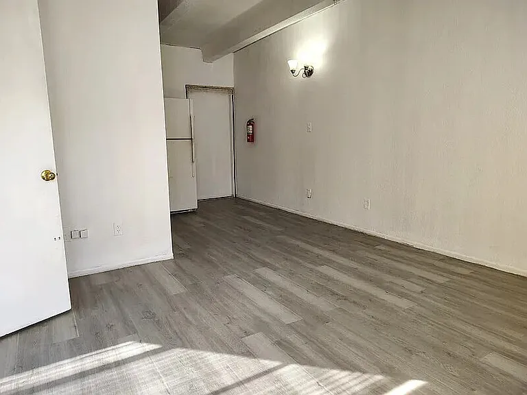 5261 Alhambra Dr #36 — Photo 3