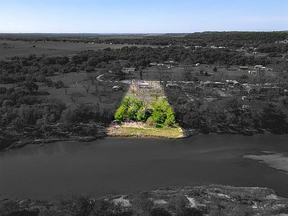 3rd image of 1290 River View Rd