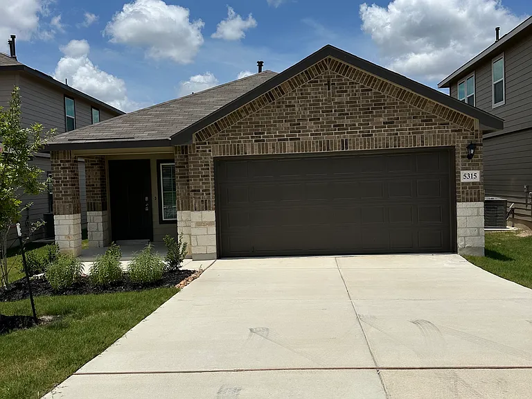 5315 Hartley Home — Photo 3