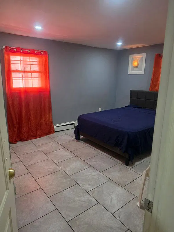1 bed, 1.0 bath, 1093 sqft, $1,400 — Photo 1