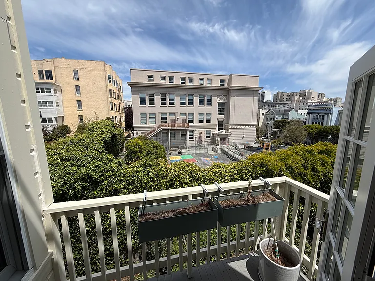 2530 Fillmore St #9 — Photo 10