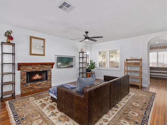 5th image of 6283 Avenida De Las Vistas Unit 2