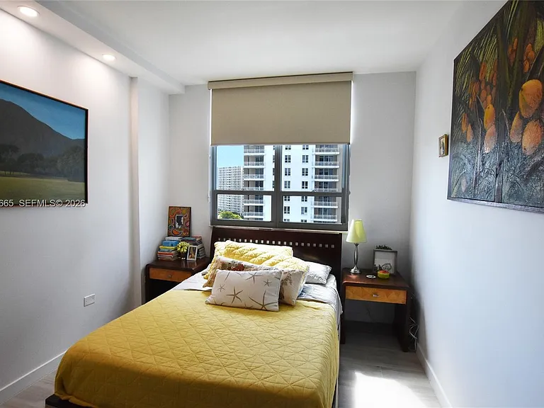 801 Brickell Key Blvd #1209 — Photo 23