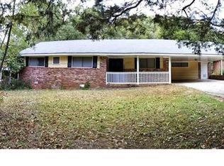 2917 Heather Dr, East Pt, GA 30344