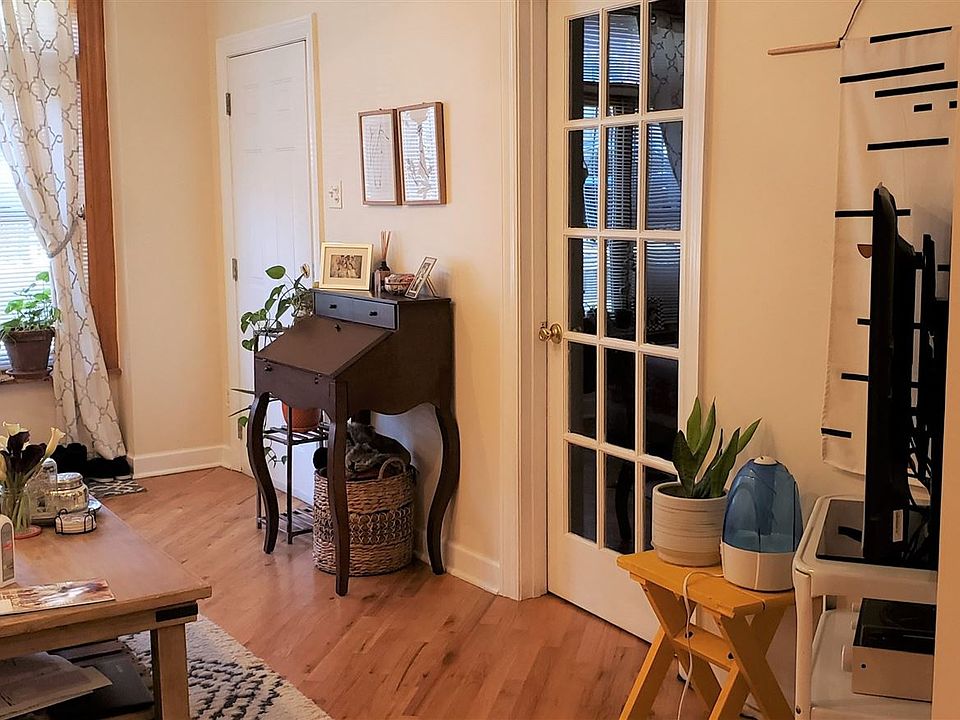 3 Living room NW