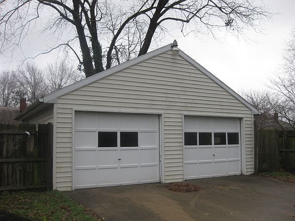 2 Car Garage