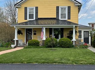1005 3rd St, Radford, VA 24141