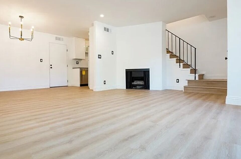 1st image of 14435 Plummer St Unit 21