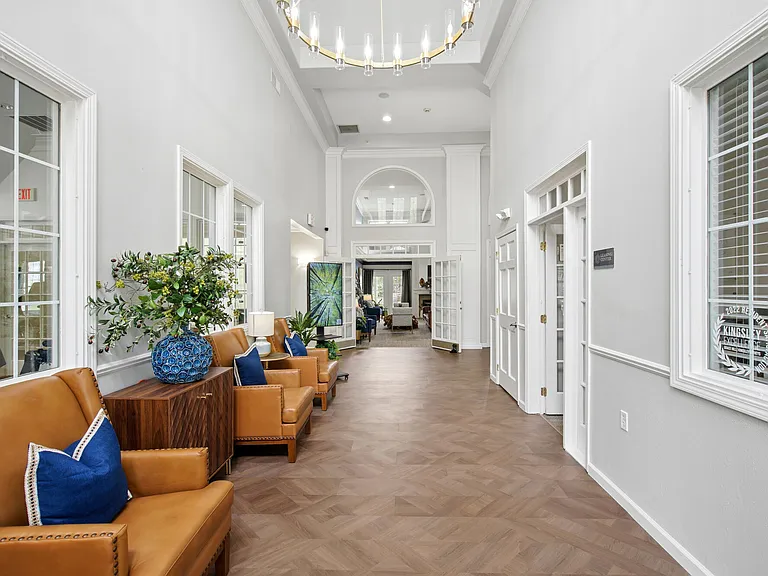 The Chapman — Photo 25