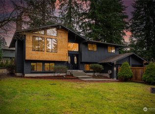 8520 Vistarama Ave, Everett, WA 98208