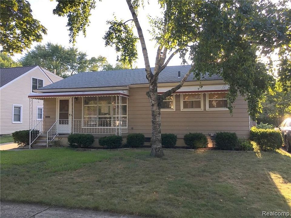 1st image of 609 N Vermont Ave