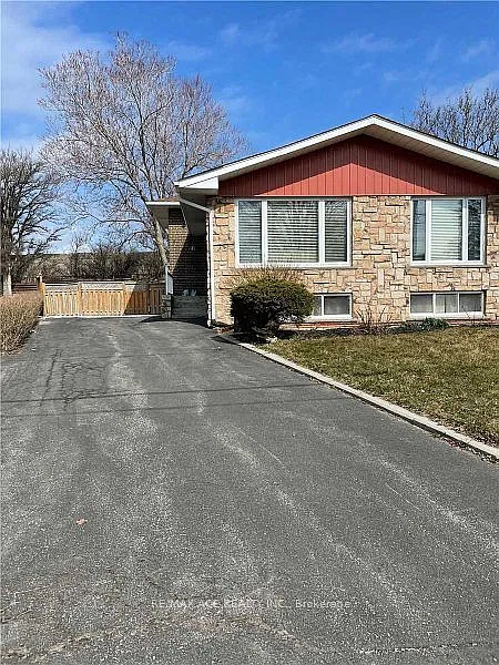 40 Cavehill Cres #LOWER