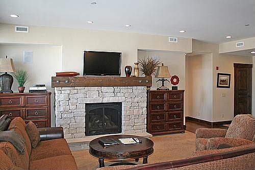 2nd image of 1825 Three Kings Dr #1105