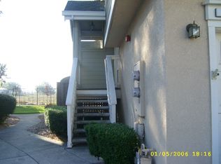 16 Manchester Ln, Fairfield, CA 94533