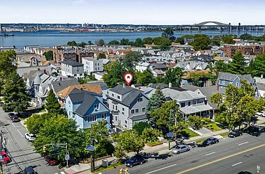 815 Kennedy Boulevard