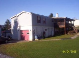 17 Spruce St, Brookville, PA 15825