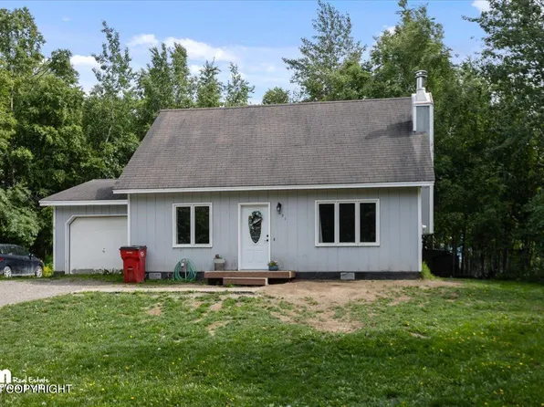 631 S Serrano Dr, Wasilla, AK 99654
