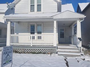 714 E Ave Nw, Cedar Rapids, IA 52405