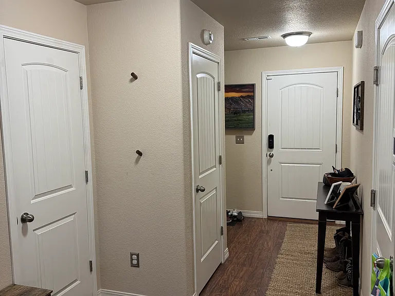 3824 Swainson Dr — Photo 4