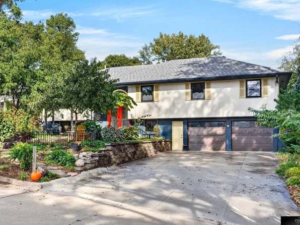 11818 Dorcas St, Omaha, NE 68144