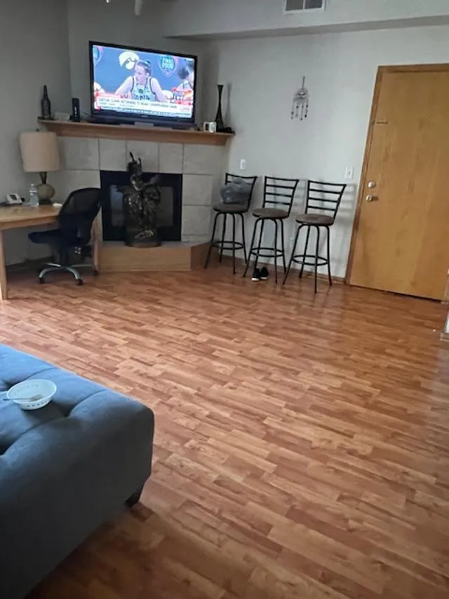 2 bed, 971 sqft, $1,250 — Photo 2